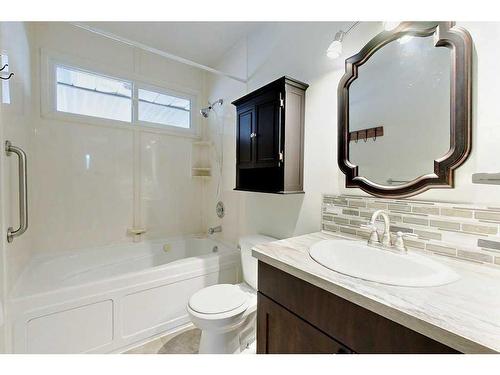 1 Welliver Street, Red Deer, AB - Indoor Photo Showing Bathroom