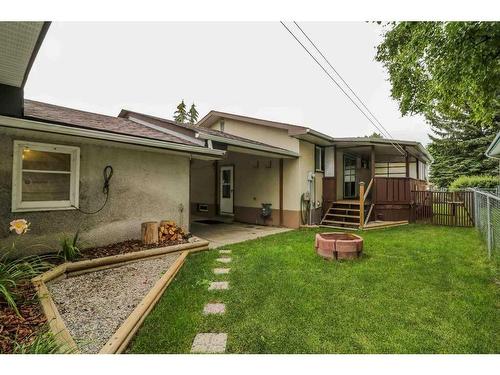 1 Welliver Street, Red Deer, AB - Outdoor