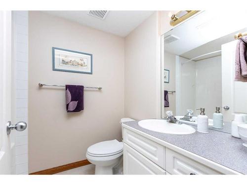 120-37411 Waskasoo Avenue, Rural Red Deer County, AB - Indoor Photo Showing Bathroom