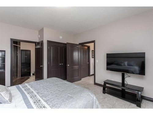 10 Iron Wolf Close, Lacombe, AB - Indoor Photo Showing Bedroom