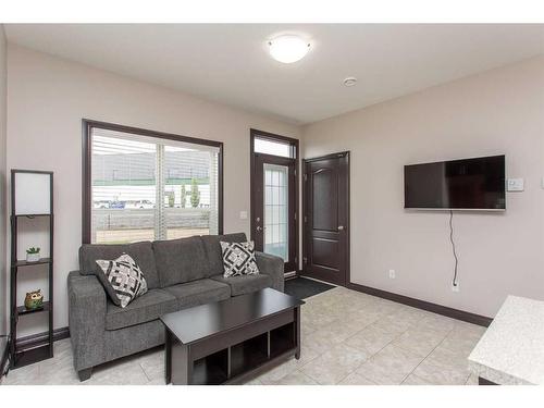 10 Iron Wolf Close, Lacombe, AB - Indoor Photo Showing Living Room