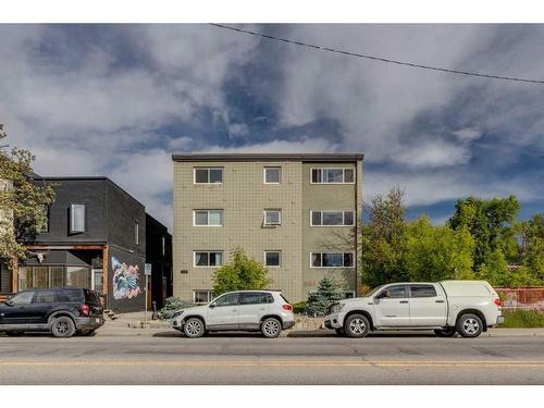 2-806 2 Avenue Nw, Calgary, AB - Outdoor