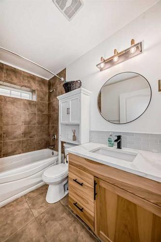 317 Canal Street, Rural Ponoka County, AB - Indoor Photo Showing Bathroom