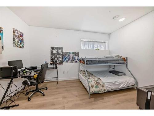 317 Canal Street, Rural Ponoka County, AB - Indoor Photo Showing Bedroom