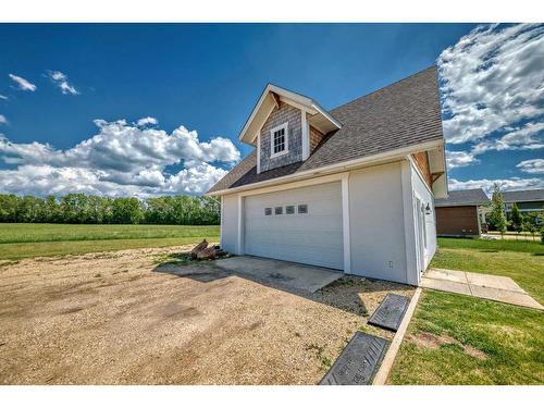 317 Canal Street, Rural Ponoka County, AB - Outdoor