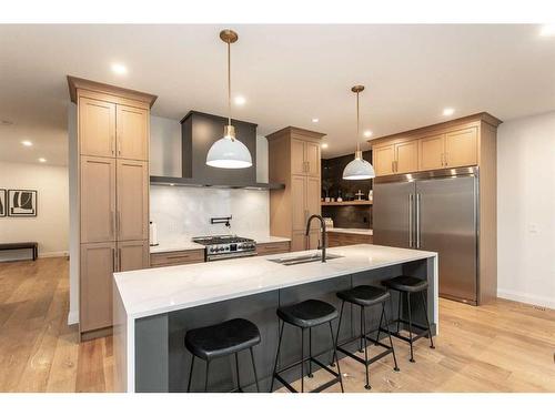 34 Longmire Close, Red Deer, AB - Indoor Photo Showing Kitchen With Stainless Steel Kitchen With Upgraded Kitchen