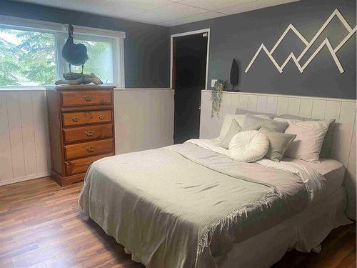 48214 Rr 42, Rural Brazeau County, AB - Indoor Photo Showing Bedroom