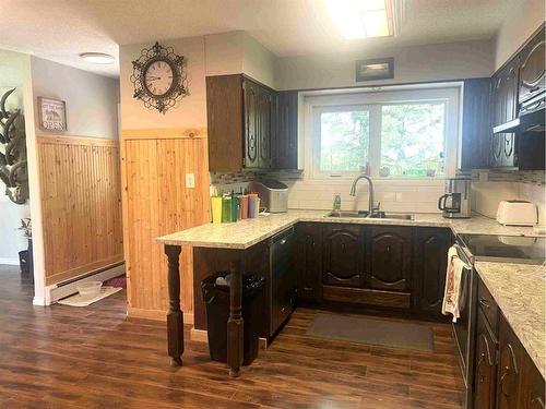 48214 Rr 42, Rural Brazeau County, AB - Indoor Photo Showing Kitchen With Double Sink