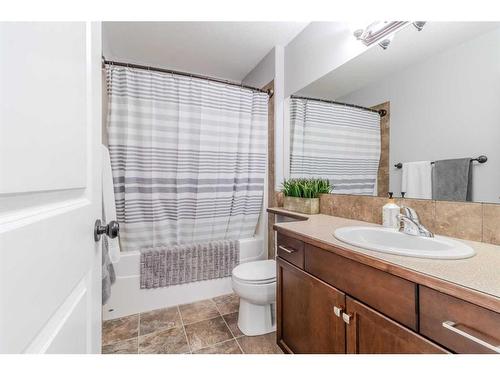 11 Judd Close, Red Deer, AB - Indoor Photo Showing Bathroom