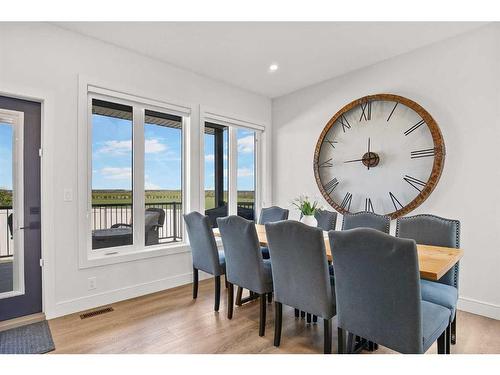 8 Cameron Court, Lacombe, AB - Indoor Photo Showing Dining Room