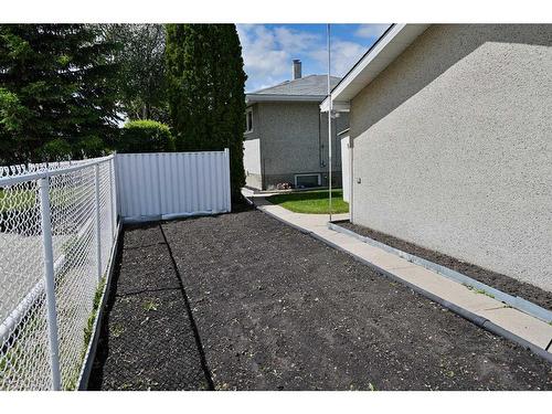 3511 44 Street, Red Deer, AB - Outdoor