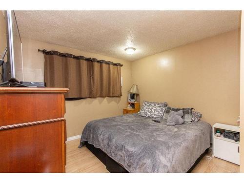 5919 West Park Crescent, Red Deer, AB - Indoor Photo Showing Bedroom