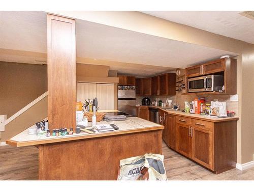 5919 West Park Crescent, Red Deer, AB - Indoor Photo Showing Kitchen