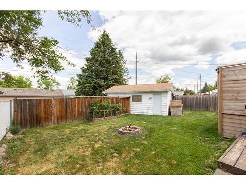 5919 West Park Crescent, Red Deer, AB - Outdoor