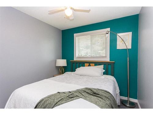 119 Mclevin Crescent, Red Deer, AB - Indoor Photo Showing Bedroom