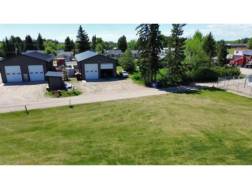 4848 54 Avenue, Eckville, AB 