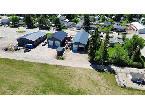 4848 54 Avenue, Eckville, AB 