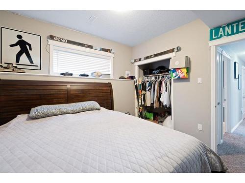 106 Vanier Drive, Red Deer, AB - Indoor Photo Showing Bedroom