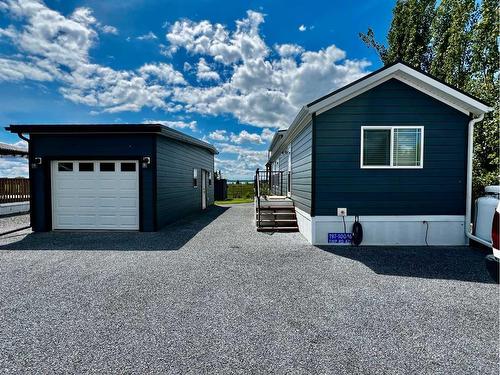 197A-10046 Township Road 422, Rural Ponoka County, AB - Outdoor