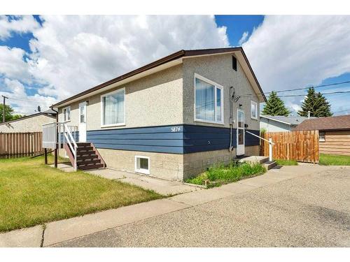 5874 70 Street Drive, Red Deer, AB - Outdoor