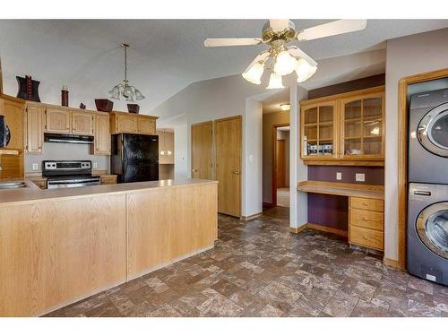 155 Ellenwood Drive, Red Deer, AB - Indoor Photo Showing Laundry Room