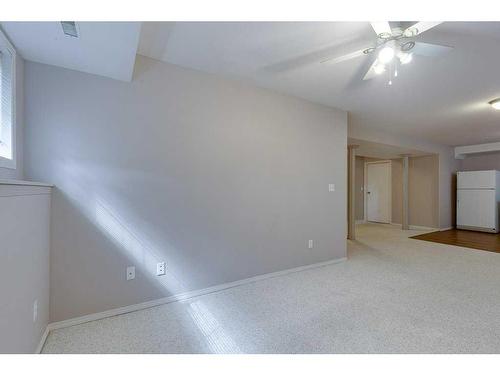 155 Ellenwood Drive, Red Deer, AB - Indoor Photo Showing Other Room