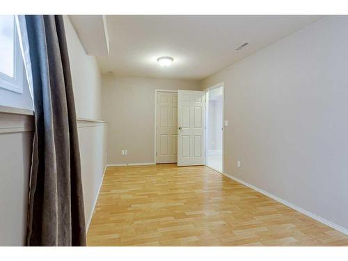 155 Ellenwood Drive, Red Deer, AB - Indoor Photo Showing Other Room