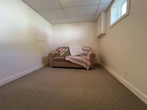 608 Rogers Avenue, Picture Butte, AB - Indoor Photo Showing Other Room