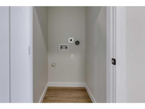 99 Gray Close, Sylvan Lake, AB - Indoor Photo Showing Other Room