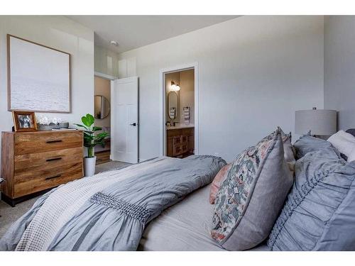 99 Gray Close, Sylvan Lake, AB - Indoor Photo Showing Bedroom