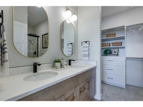 99 Gray Close, Sylvan Lake, AB - Indoor Photo Showing Bathroom