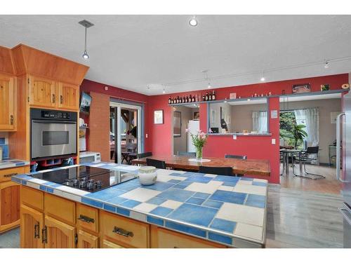 45040 Twp Rd 421A, Rural Ponoka County, AB - Indoor Photo Showing Kitchen