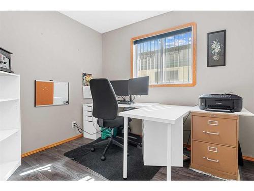 135 Keith Close, Red Deer, AB - Indoor Photo Showing Office