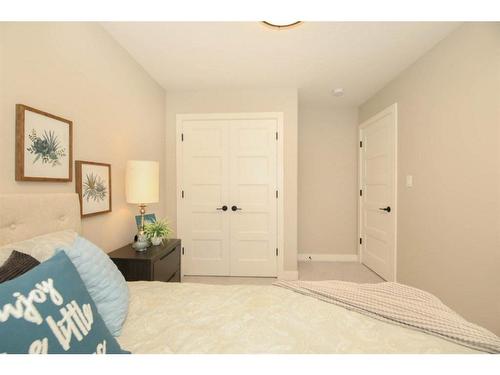 143 Ellington Crescent, Red Deer, AB - Indoor Photo Showing Bedroom