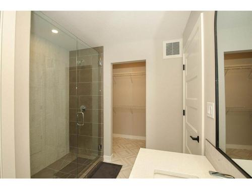 143 Ellington Crescent, Red Deer, AB - Indoor Photo Showing Bathroom