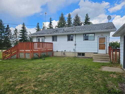 15 Railway Avenue, Haynes, AB - Outdoor