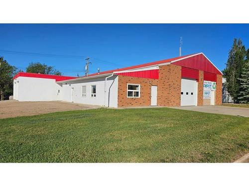 5310 50 Avenue, Castor, AB 