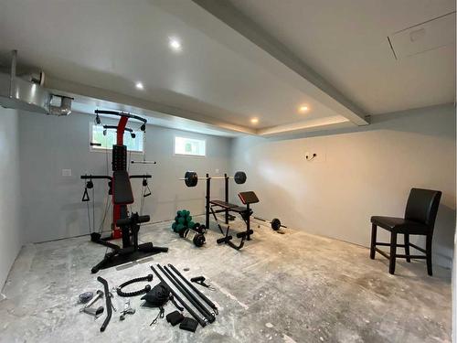 5102 54 Avenue, Ponoka, AB - Indoor Photo Showing Gym Room