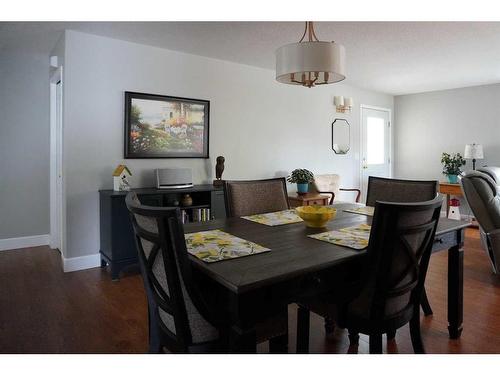 16B-32 Daines Avenue, Red Deer, AB - Indoor Photo Showing Dining Room