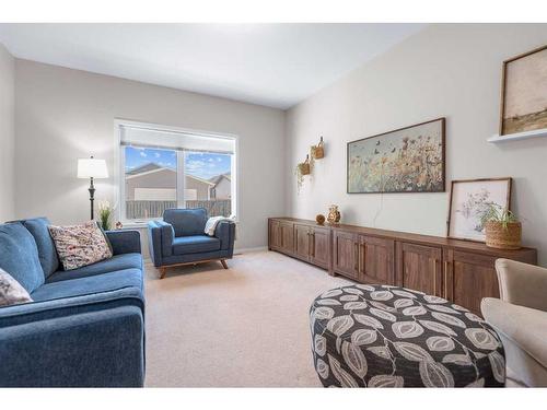 197 Carrington Drive, Red Deer, AB - Indoor Photo Showing Living Room