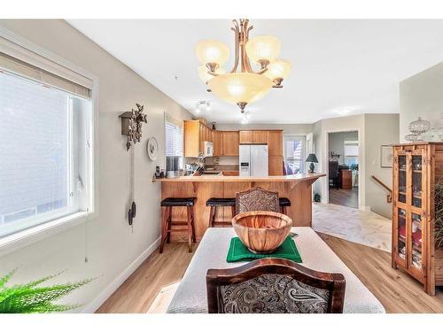 19-51 Carpenter Street, Red Deer, AB - Indoor Photo Showing Dining Room