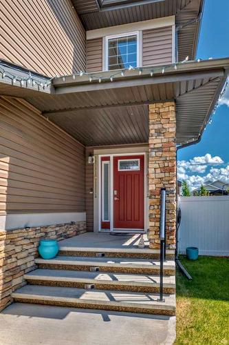 25 Lazaro Close, Red Deer, AB - Outdoor