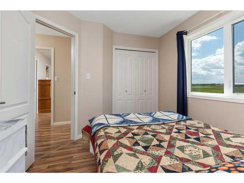 21565 Township Road 492, Rural Camrose County, AB - Indoor Photo Showing Bedroom