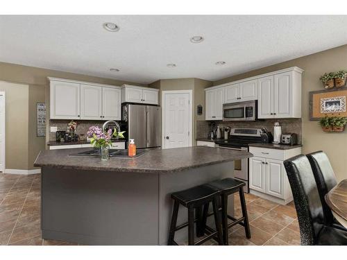 5606 28A Avenue, Camrose, AB - Indoor Photo Showing Kitchen