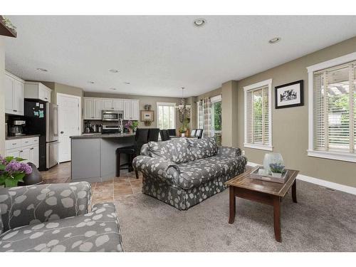 5606 28A Avenue, Camrose, AB - Indoor Photo Showing Living Room