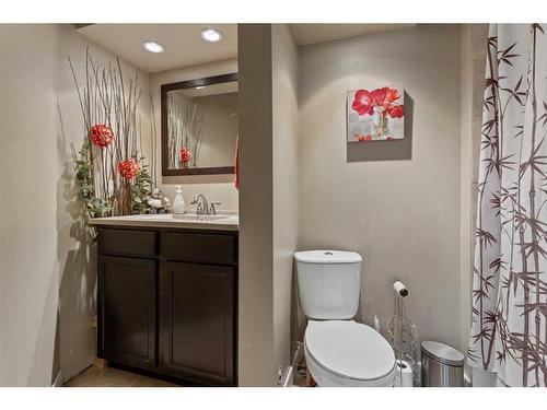 5606 28A Avenue, Camrose, AB - Indoor Photo Showing Bathroom