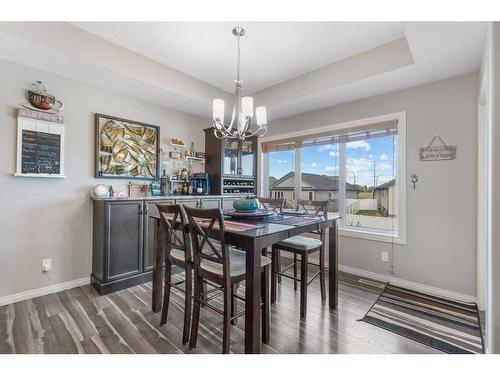 262 Viscount Drive, Red Deer, AB - Indoor Photo Showing Kitchen With Double Sink With Upgraded Kitchen