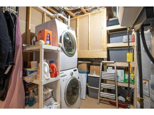 262 Viscount Drive, Red Deer, AB - Indoor Photo Showing Bathroom