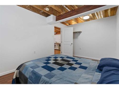 4602 51 Street, Forestburg, AB - Indoor Photo Showing Bedroom