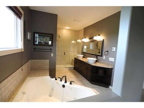 32015 292 Avenue East, De Winton, AB - Indoor Photo Showing Bathroom